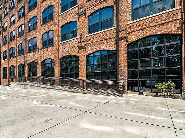 Boury Lofts — Photo 7