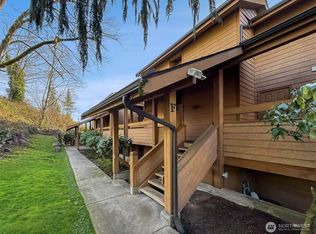 12600 57th Ave S UNIT F203, Seattle, WA 98178