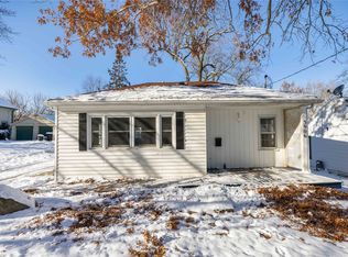 3906 53rd St, Des Moines, IA 50310
