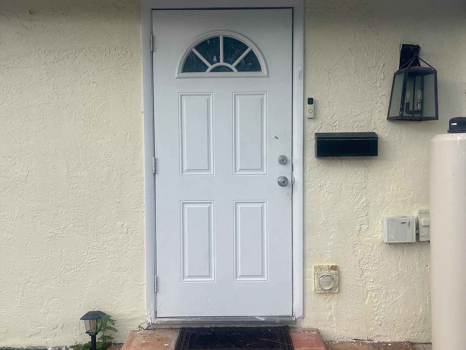 1 bed, 400 sqft, $1,300 — Photo 1