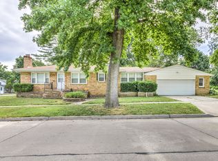 1615 Bredell Ave, Saint Louis, MO