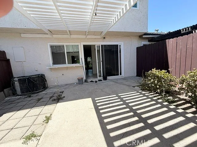 775 Hampshire Ln — Photo 17