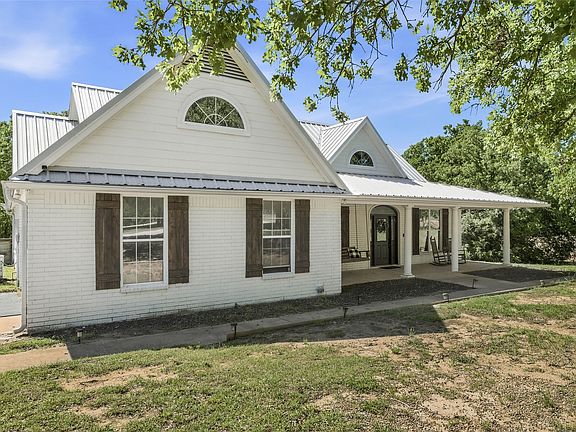 3rd image of 2055 County Road 1370
