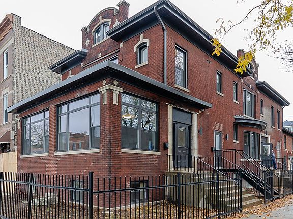 2nd image of 2325 S California Ave #4789018