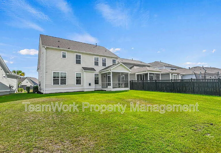 233 Seaworthy St — Photo 35
