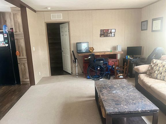 4th image of 7510 N Venita Ave