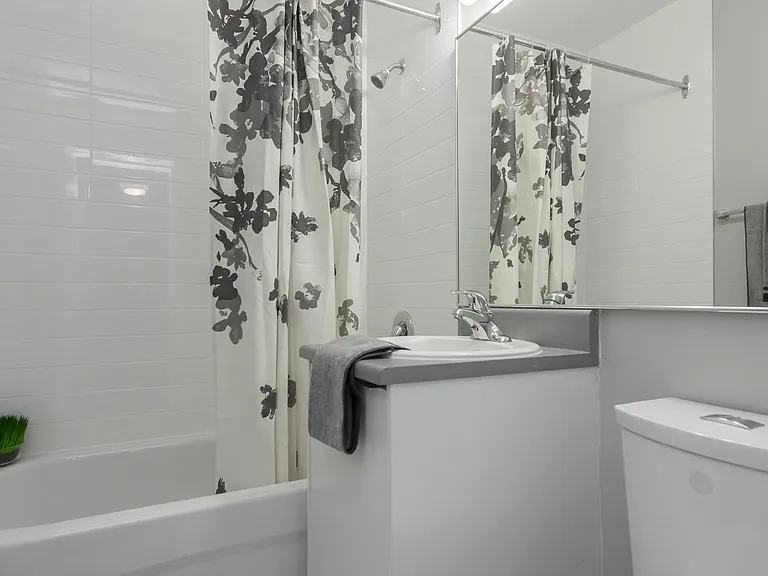 833 Kennedy Rd — Photo 7