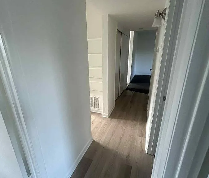 Pine Ridge Apartments at Shalimar — Photo 6