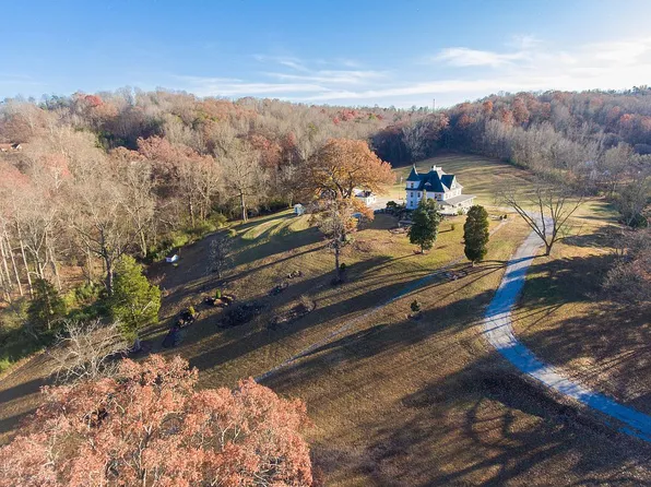 640 Pansy Hill Rd, Harriman, TN 37748