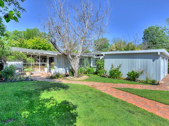 2nd image of 5743 Ventura Canyon Ave