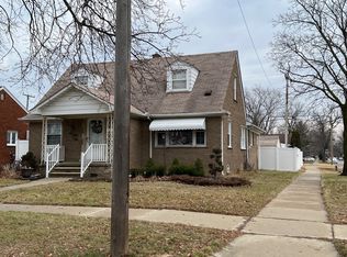 2111 21st St, Wyandotte, MI 48192