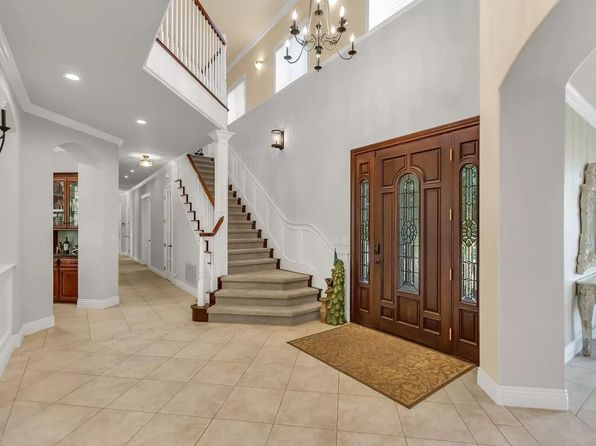 2054 Pinecrest Ct, Vacaville, CA 95688