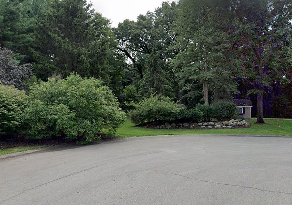 1st image of 7629 Bramblewood Dr