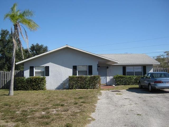 Front of duplex