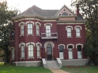519 S Royall St, Palestine, TX 75801