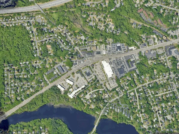 14 Temple St, Framingham, MA 01702