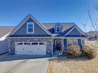 236 Henrydale Dr, Easley, SC 29642