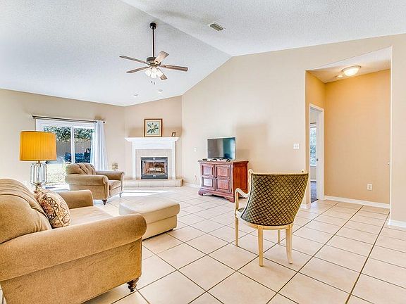 4th image of 4755 Hickory Shores Blvd
