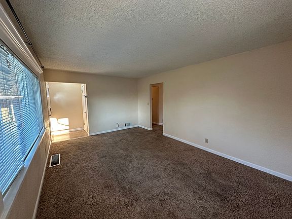 5th image of 1729 Clark Ave