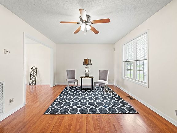 5th image of 3850 Man O War Blvd