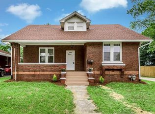 407 S Clinton St, Collinsville, IL 62234