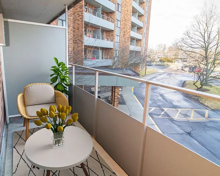 Oxford Park Towers of Berkley Senior Community — Photo 27
