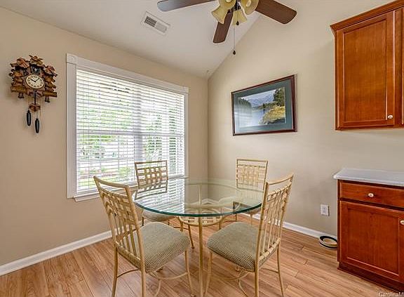 3rd image of 3571 Tybee Dr #136