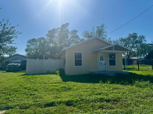 111 S Nebraska St, Shamrock, TX 79079