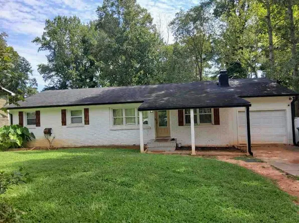 10560 Eagle Dr, Jonesboro, GA 30238