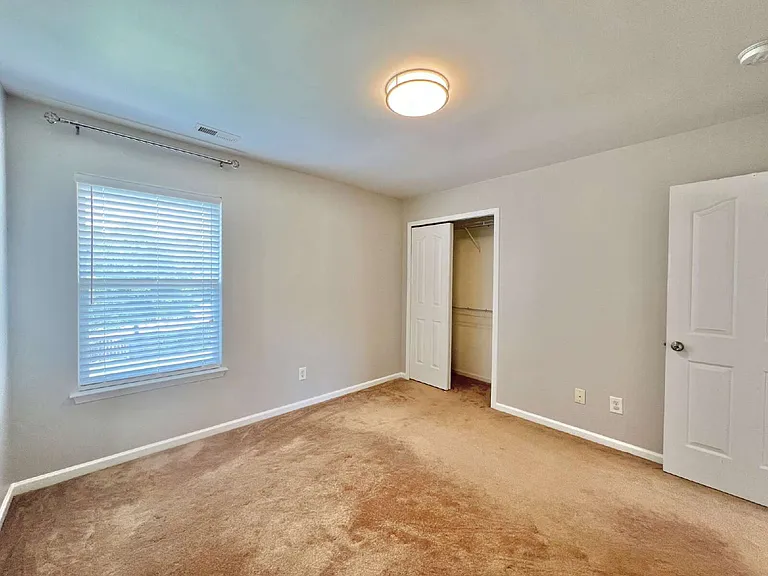 16310 Raptor Ct — Photo 30