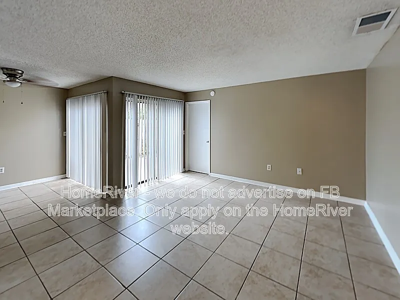 2 bed, 2.0 bath, 1038 sqft, $1,395 — Photo 3