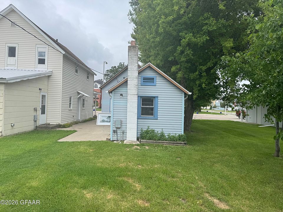 2nd image of 319 Towner Ave
