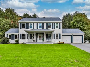 5 Sandstone Dr, Nashua, NH 03063