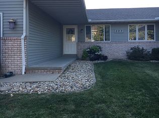 207 Goldenrod Rd #1B, Bloomington, IL 61704