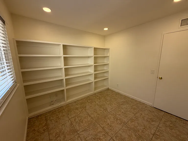 14921 Pinehaven Rd — Photo 14