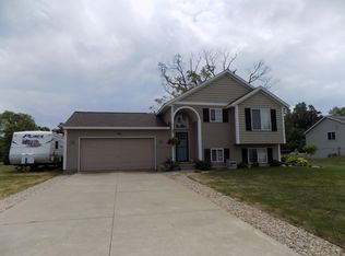 760 Harmony Pl, Sparta, MI 49345