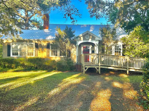 707 Willowbank Rd., Georgetown, SC 29440