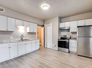 1225 S Chestnut Ave #3B-1BA-981SQFT, Green Bay, WI 54304