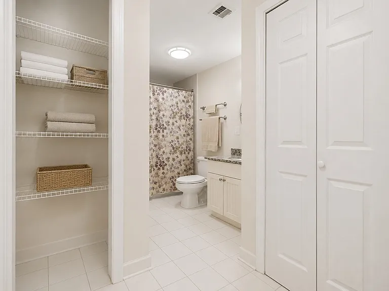 39 Montgomery St #3 — Photo 6
