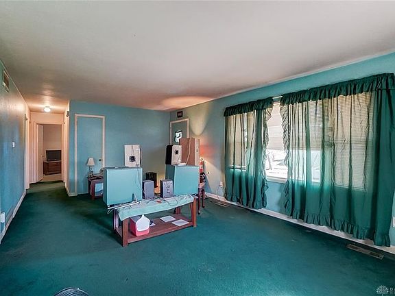 5th image of 3973 Westmont Pl