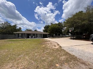 40417 W 2nd Ave, Umatilla, FL 32784