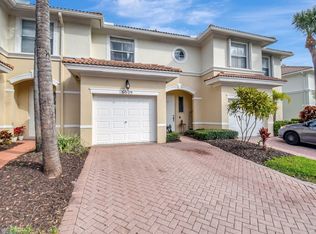 6009 Seminole Gardens Cir, Riviera Beach, FL 33418
