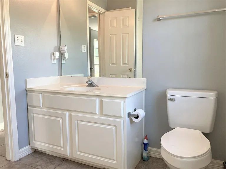 21215 Branford Hills Ln — Photo 24