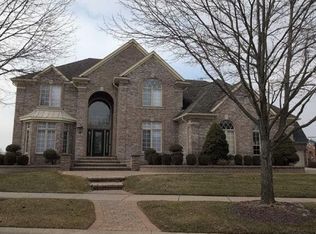 54781 Pelican Ln, Shelby Township, MI 48315
