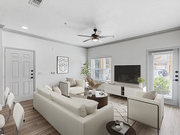 Halston World Gateway Apartment Homes — Photo 32