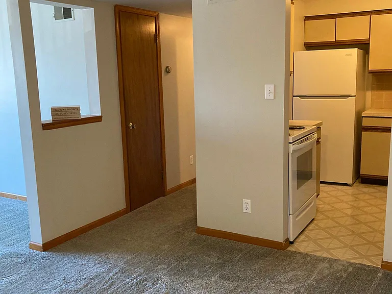 6 N Transit Hill Dr #6 — Photo 5