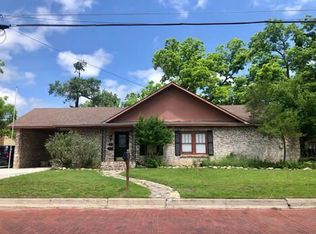 1055 W Vanderbilt St, Stephenville, TX 76401