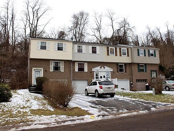 3rd image of 835 Blackberry St