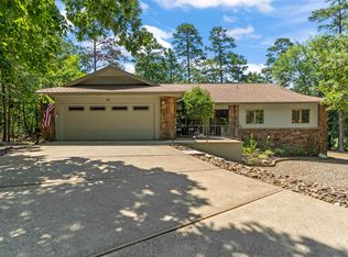 17 Minorca Way, Hot Springs Village, AR 71909