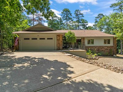 17 Minorca Way, Hot Springs Village, AR, 71909